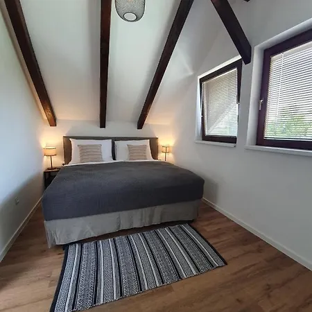 River Ljubljanica Holiday home *