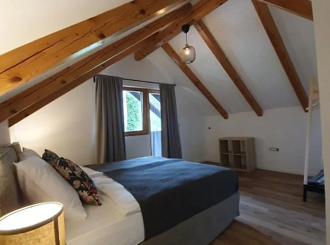 River Ljubljanica Semesterbostad